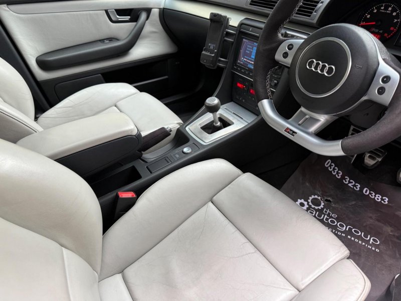 AUDI RS4