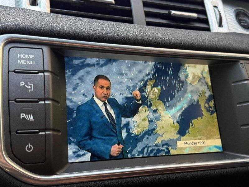 LAND ROVER RANGE ROVER EVOQUE