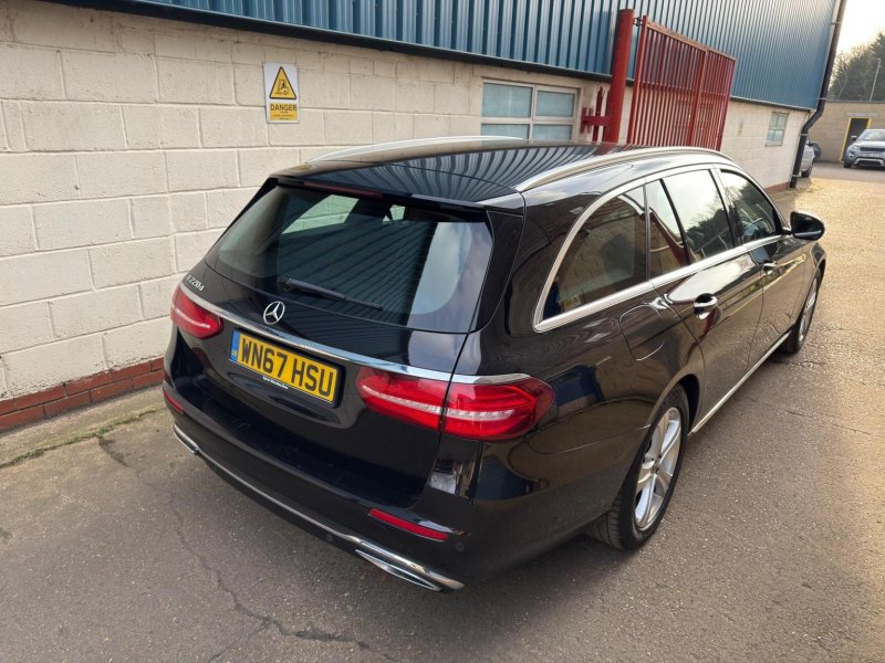 MERCEDES-BENZ E CLASS