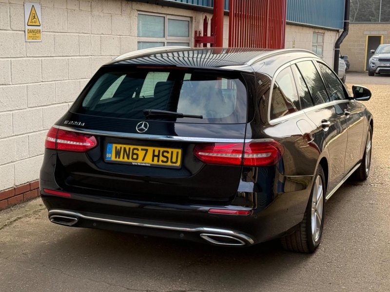 MERCEDES-BENZ E CLASS