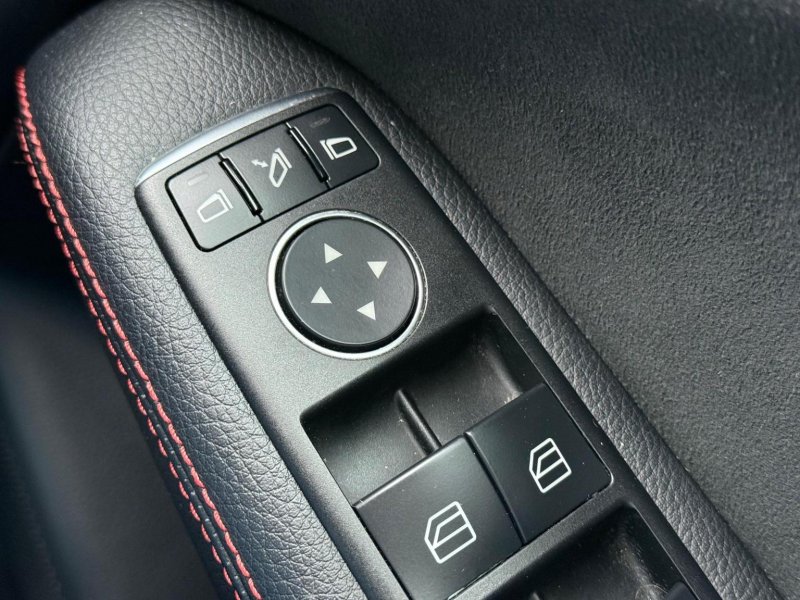 MERCEDES-BENZ B CLASS