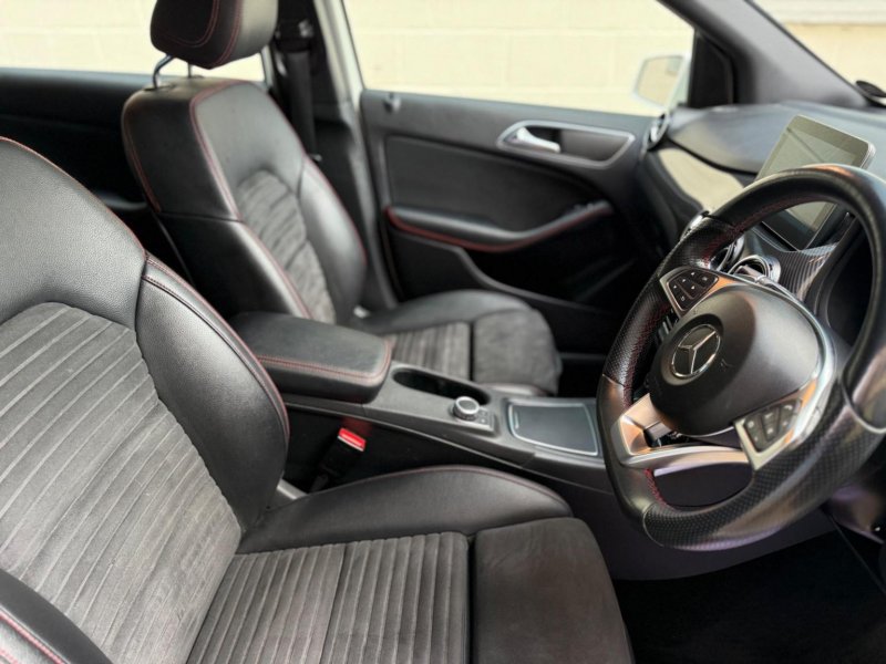 MERCEDES-BENZ B CLASS