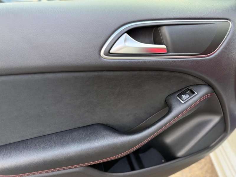MERCEDES-BENZ B CLASS