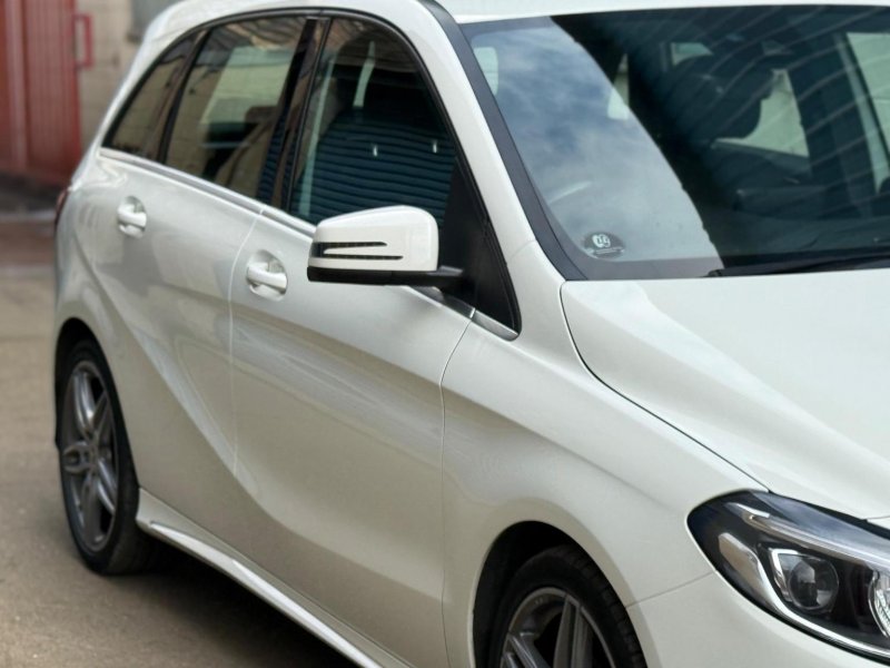 MERCEDES-BENZ B CLASS