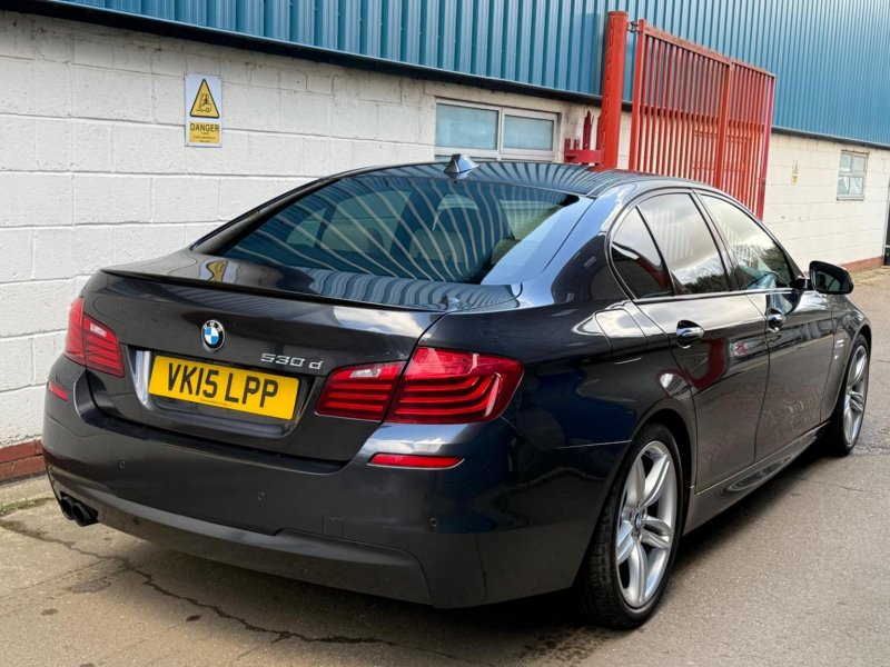 BMW 5 SERIES