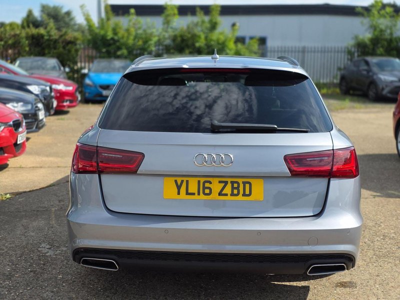 AUDI A6 AVANT