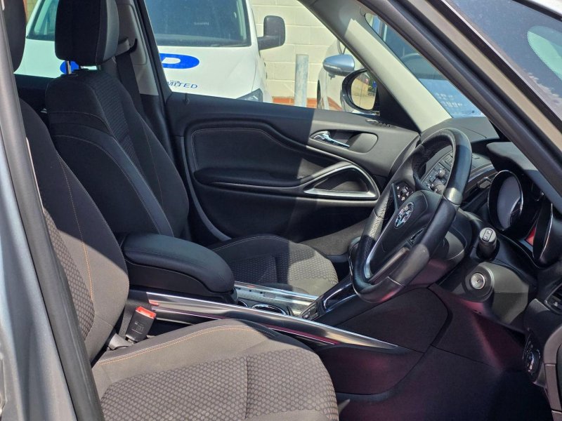 VAUXHALL ZAFIRA TOURER