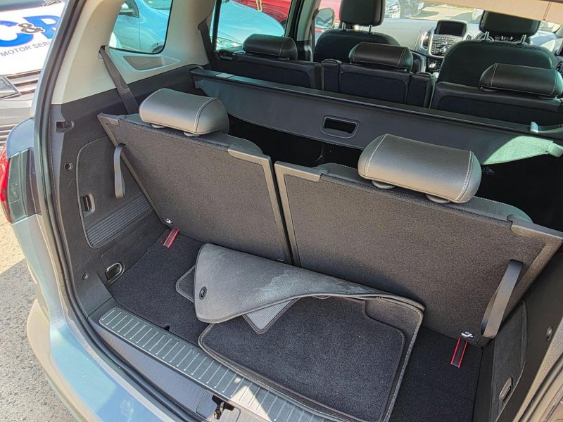 VAUXHALL ZAFIRA TOURER