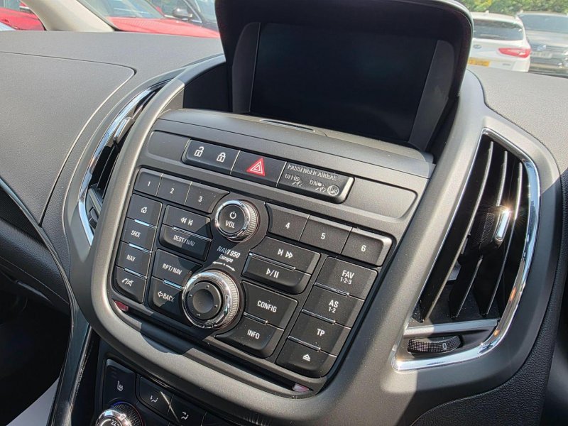 VAUXHALL ZAFIRA TOURER