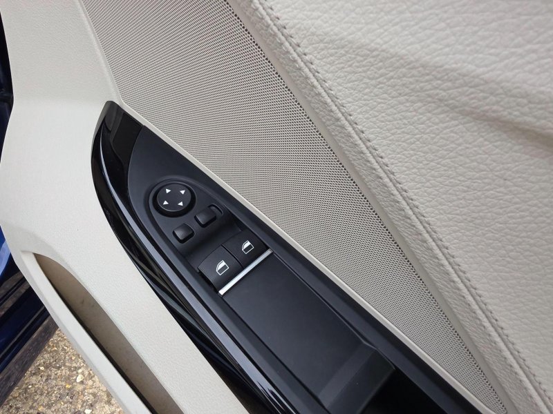 BMW 6 SERIES