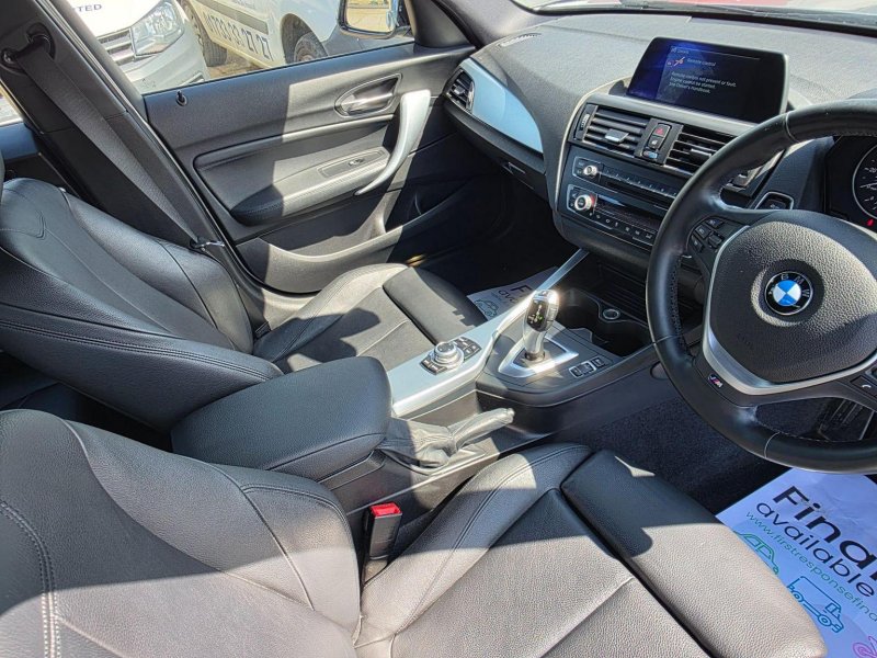 BMW 1 SERIES