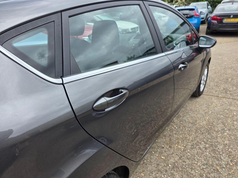 FORD FIESTA