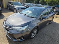 TOYOTA AVENSIS