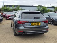 AUDI A4 AVANT